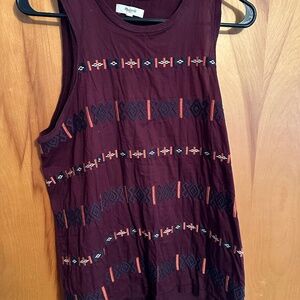 Madewell maroon tank with embroidered design